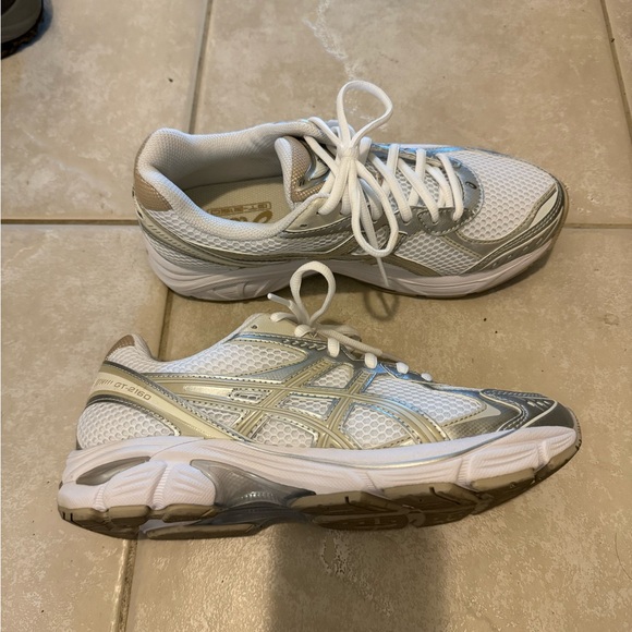 Asics GT-2160 Unisex Sportstyle Shoes - Picture 1 of 8